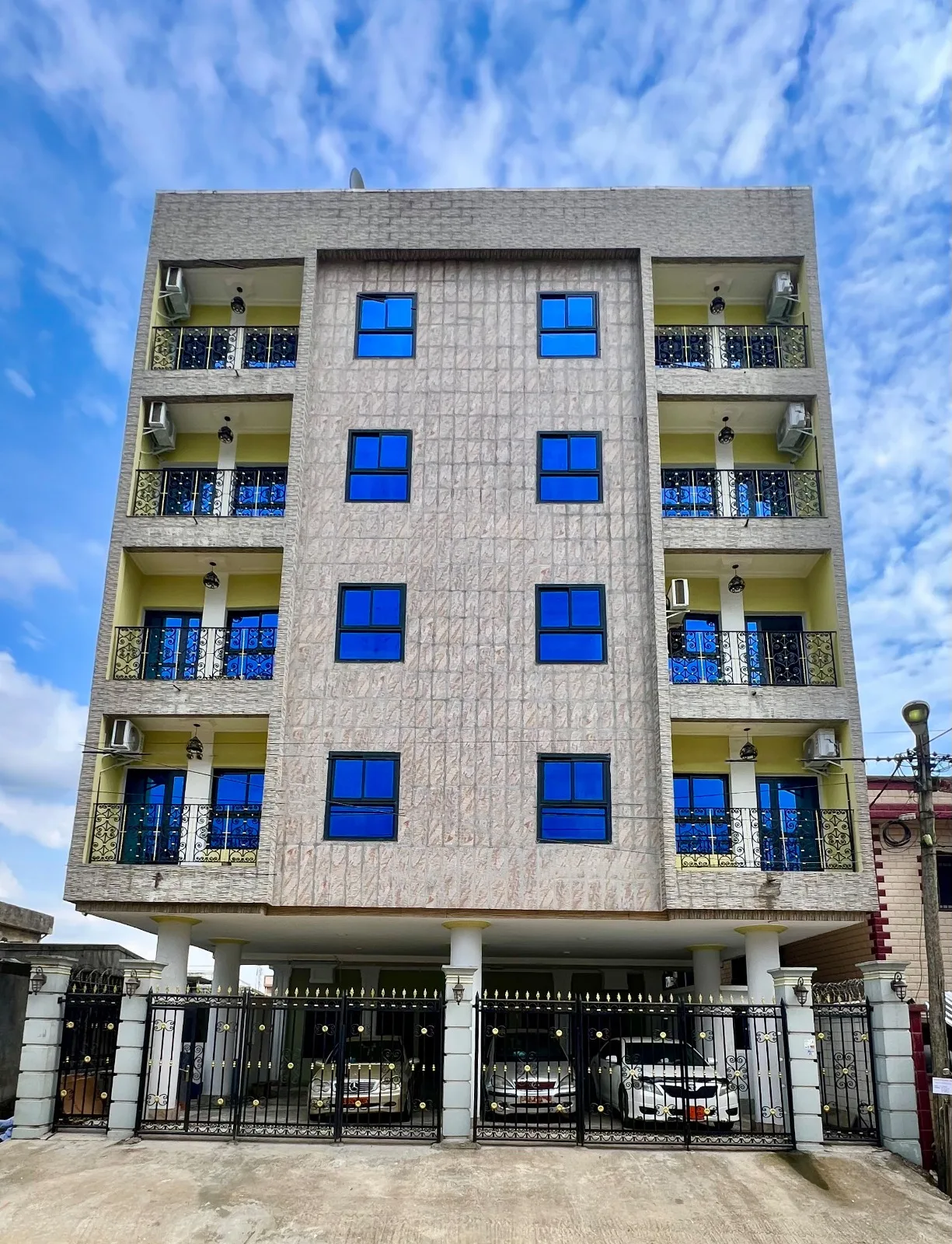 BJ House